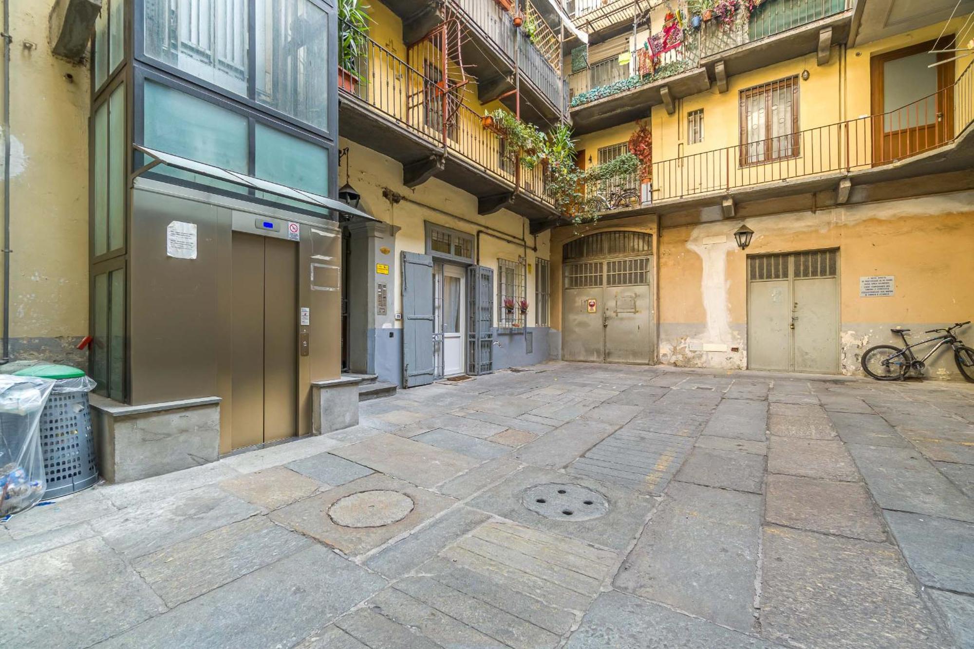 Quadrilatero Romano! Elegant Flat Turin Bagian luar foto